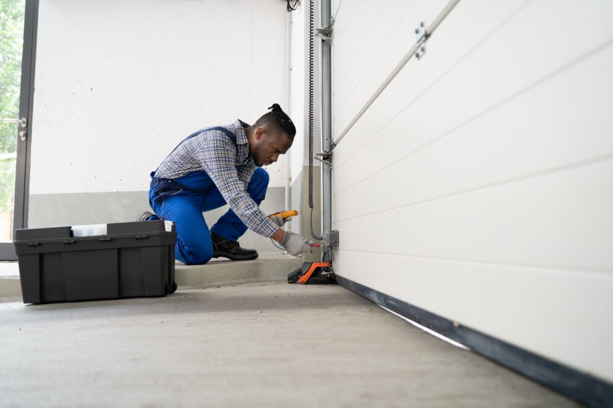 Restore with Confidence: Top-Tier Garage Door Repair Service in New York